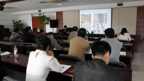 【培训学习】提升建筑质量  争创精品工程 ——集团内训学？埂督ㄖ工程质量通病和防治措施》培训