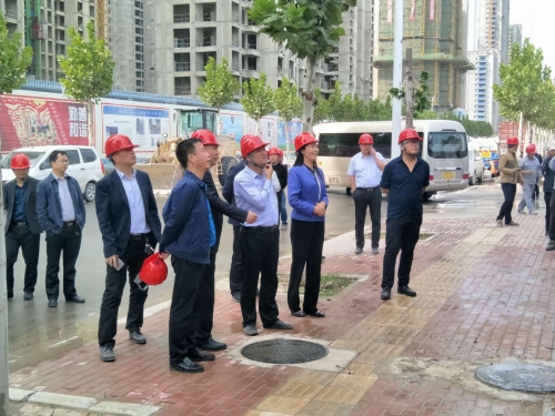 【领导关怀】荥阳市副市长邢留印一行赴腾博汇集团碧桂园龙城实验学校项目调研指导